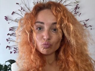 webcam babe chatroom Emelyi
