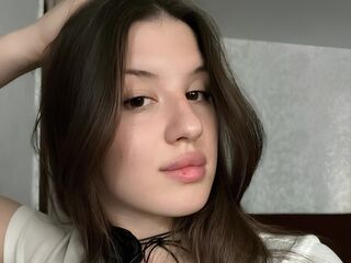 camwhore shaving pussy EmilyGranned