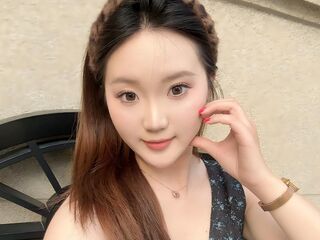 naughty cam girl fingering shaved pussy EmmaWei