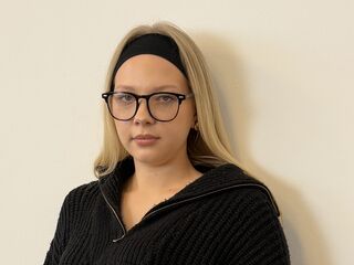 live porn web cam FrancesVirunes