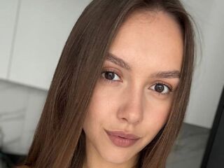 camgirl pic GeralynSchuck