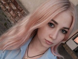 naked cam girl IsabelManha