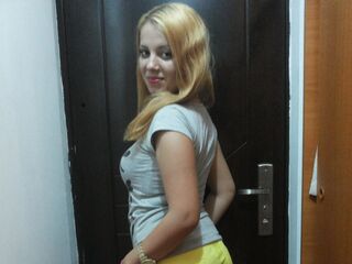 girl showing tits JessyJustiniana