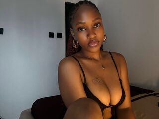 naked cam girl photo JoyceClara