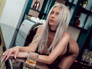 live webcam performer JuliaAly