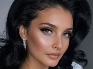 camslut topless JuliaRhode