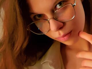 masturbating webcam girl JulinaGoroven