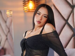 topless webcam girl KaisaCurt