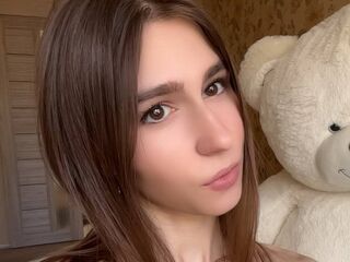 dirty cam show KarieChuong