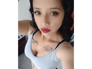 shaved pussy webcam KhattyWhite