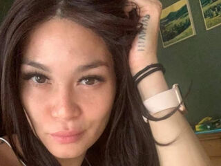 free online chat KinkyKumiho