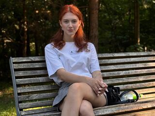 camgirl live KiraBless