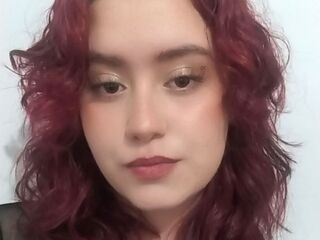 topless webcam girl KithyBonnie