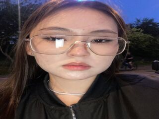 cam girl photo LauriMoradel