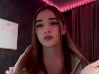 adult cam show LaurynKendell