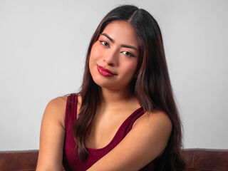 webcam babe chatroom LeiaHoney