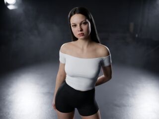 girl webcam sex LeibeeThi