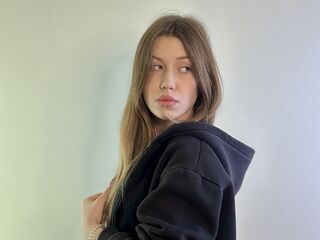 kinky cam picture LeonilaKesling