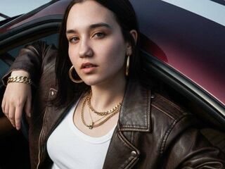 free live chatroom LeraMednis