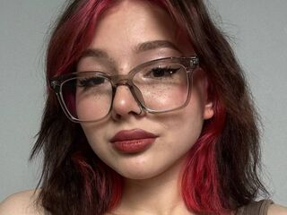 webcam striptease show LessyGrayce