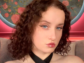 beautiful webcamgirl LexyMoral