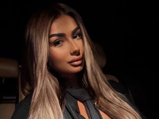 hot strip tease web cam LeylaBunny