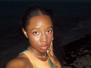 hot webcamslut LilithAnnabell