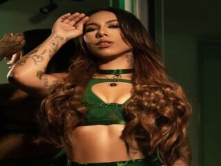 free adult cam LilyHarpers