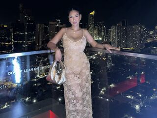 free livecam LindaBaze