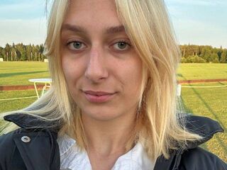 shower web cam LindaLeem