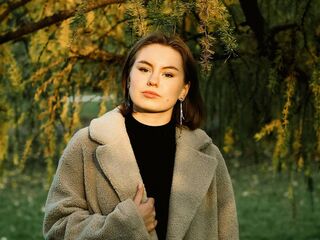 live cam show LinnDegnan