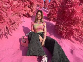 free livesex LouveniaPranger