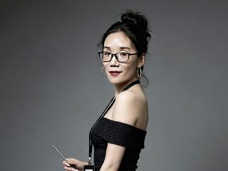 naked cam girl picture LunaChen