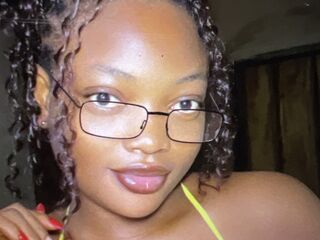 sexy webcamgirl pic MakyDina