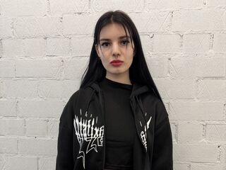 bedroom livecam MaryettaBurgees