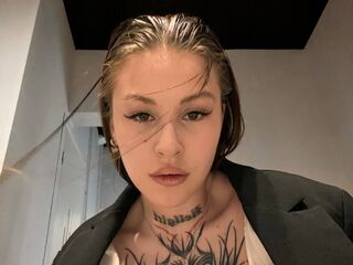 webcamgirl chatroom MattieScott