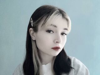 naked cam girl photo MelissaLey