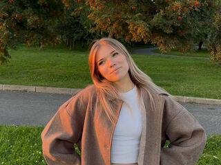 cam slut chat MichaelaFox