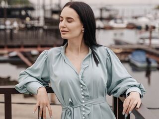 fingering cam whore MollyLossa