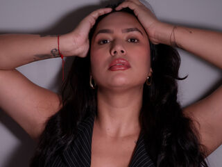 free video chat room MoonIvanna