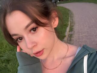 camgirl playing with vibrator MozelleSchenz