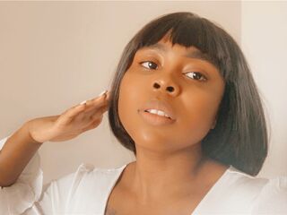 teaser cam NaylaBrown