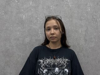 girl showing tits NooraMoore