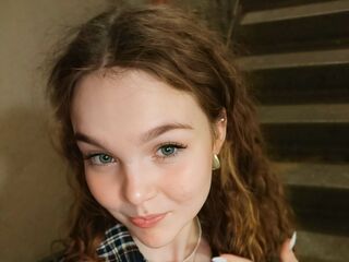 free chatroom NorahGrengh