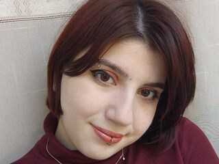 camgirl masturbating with dildo OrianaSecret
