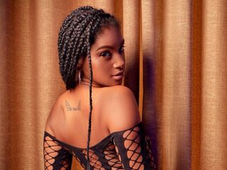 cam girl masturbating with vibrator PamelaJons