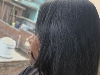 nude cam girl pic PriyaSengar