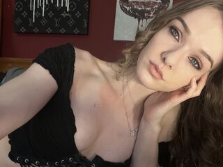 hot cam girl masturbating with vibrator RhylieHazel