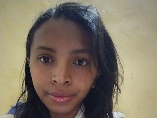 shower web cam RinahBrooks