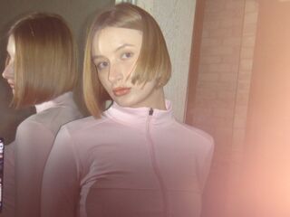 naked camgirl picture RosinaHeverley